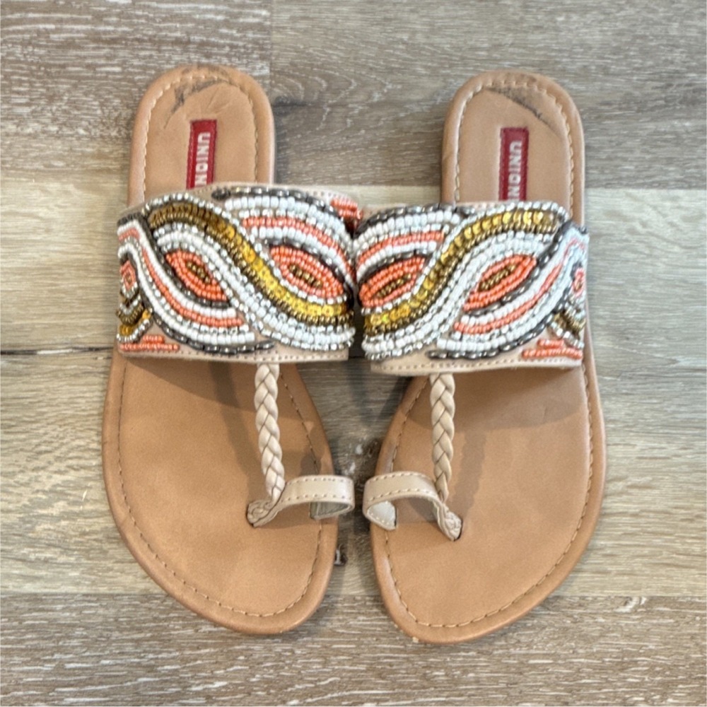 UNIONBAY Beaded Thong Sandals Tan White Gold Orange Slip On Women